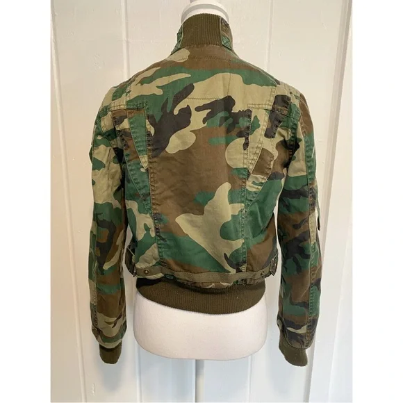 Camouflage Bomber Jacket - Picture 3 of 6